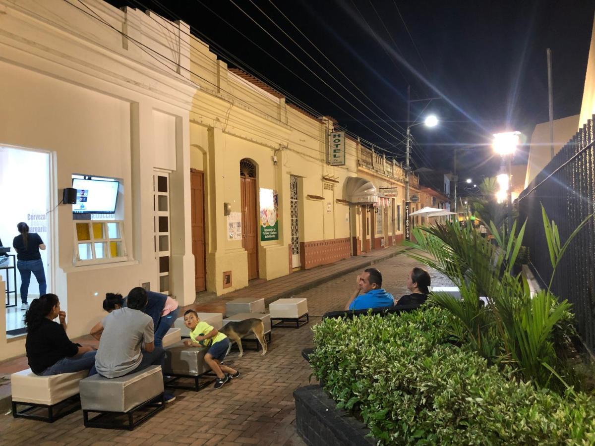 Kava Casa Hostal Roldanillo Buitenkant foto